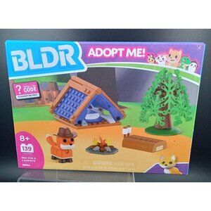 BLDR Adopt Me Red Fox & Campsite 139-Piece Building Set Ages 8+